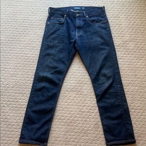 Patagonia Men's Slim Straight Jeans in Dark Indigo